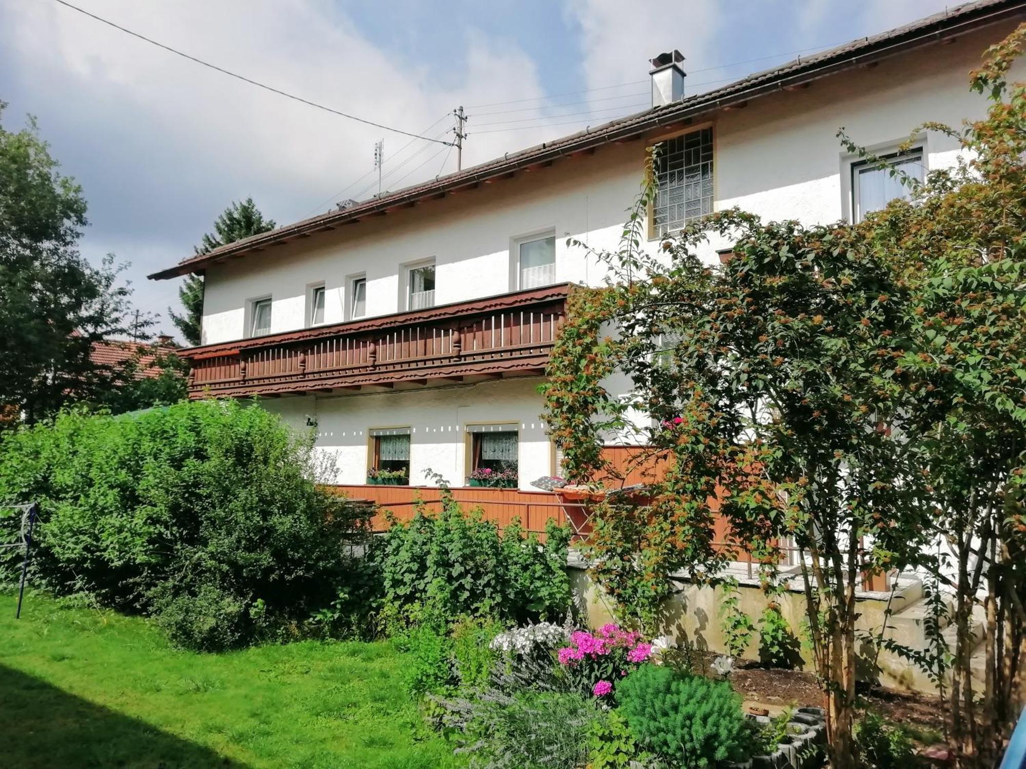 Ferienhaus Bergesblick 拉米 外观 照片